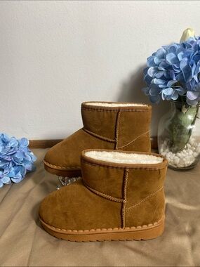 Kids Brown Shearling-Lined Winter Boots